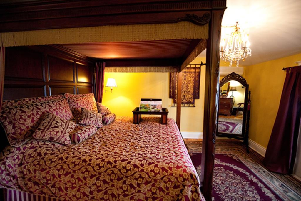 Talwood Manor B&B Port Colborne Pokój zdjęcie